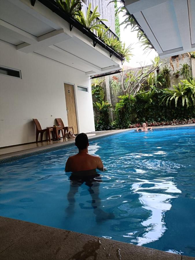 Rion Hostel Bogor Exteriér fotografie